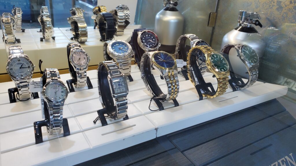 14K Yellow Gold Lab Grown Pear Shaped Diamond Engagement Ring