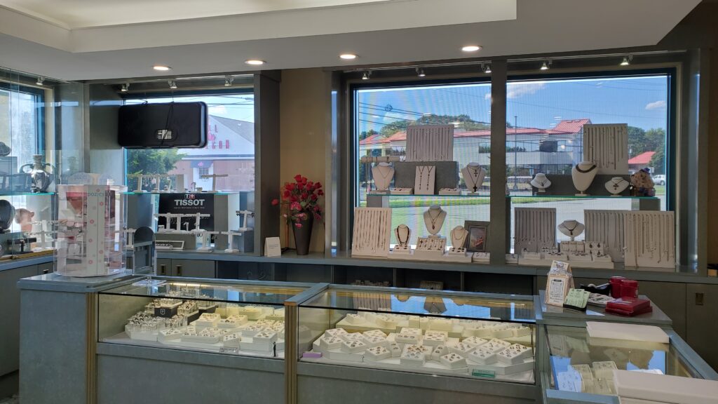 14K Yellow Gold Necklace with Green Topaz and Diamonds