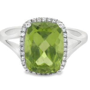 14K White Gold 2.45ct Peridot Ring with 34 diamonds .08ct