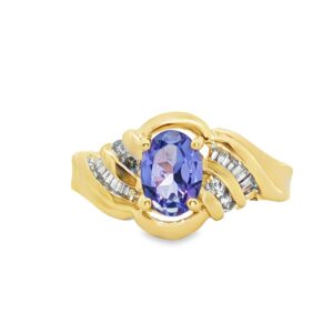 07-00118 Ring 14kt YG .83 CT Oval Tanzanite w/.24 TW Dia's 4 grams