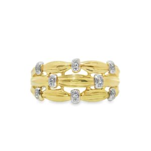 18K Yellow Gold Women's Diamond Band Ring with 8 Diamonds