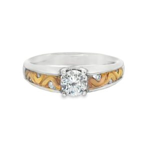 18K and 22K Gold Round Diamond Engagement Ring with Side Stones