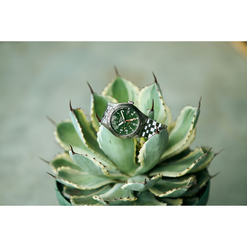 Seiko 5 Sports Field Series HDB001 Green Dial