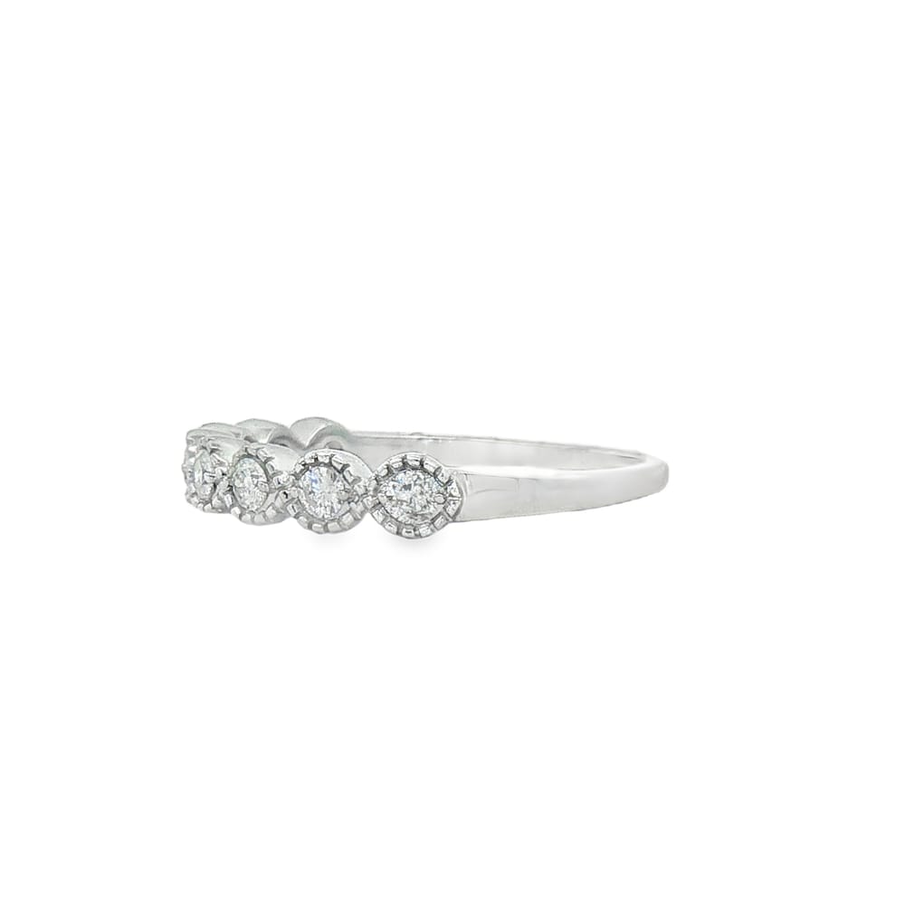14K White Gold Women's Diamond Wedding Band with 8 Round Side Stones