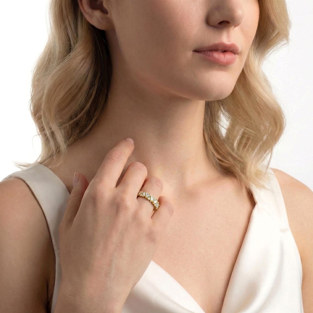 14K Yellow Gold Scatter Zig-Zag Baguette Diamond Fashion Band - 0.60ctw - 2.60g