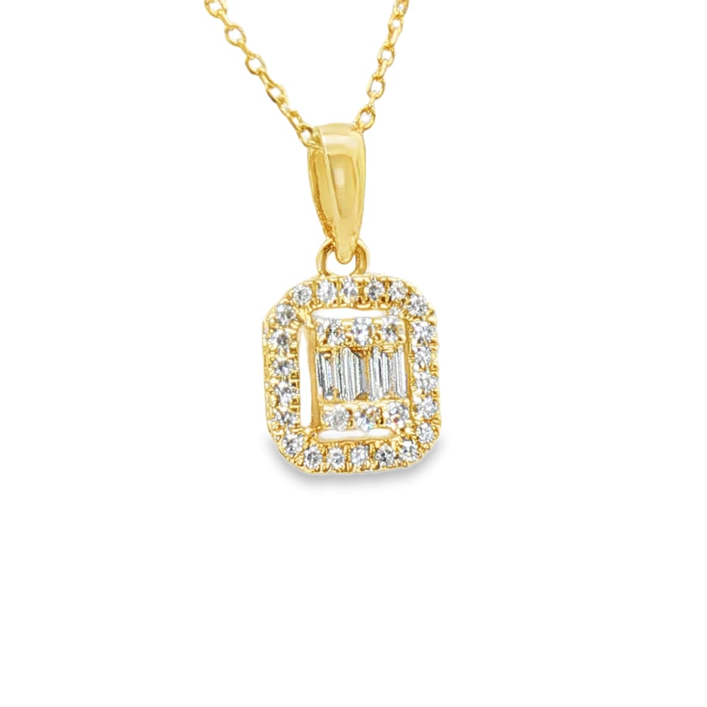 14K Yellow Gold Diamond and Emerald Pendant with 25 Stones Total Weight 0.14ctw